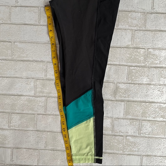 Lululemon Running Pants | EUC | Size 8 - Picture 6 of 10